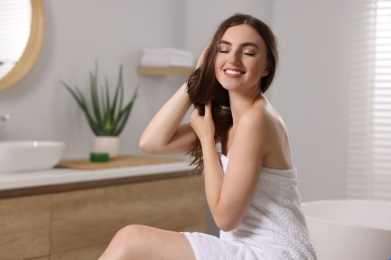 Babosa Milagrosa: 5 Formas Pouco Conhecidas (e Comprovadas) de Usar Aloe Vera para Cabelos Incrivelmente Fortes e Brilhantes Babosa Milagrosa: 5 Formas Pouco Conhecidas (e Comprovadas) de Usar Aloe Vera para Cabelos Incrivelmente Fortes e Brilhantes