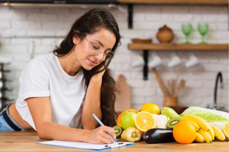Como organizar sua cozinha e prolongar a vida dos alimentos no dia a dia? Como organizar sua cozinha e prolongar a vida dos alimentos no dia a dia