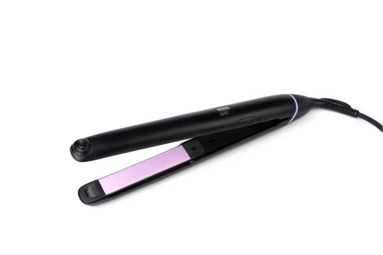 Chapinha: praticidade e alisamento duradouro para o dia a dia com estilo Chapinha: praticidade e alisamento duradouro para o dia a dia com estilo
